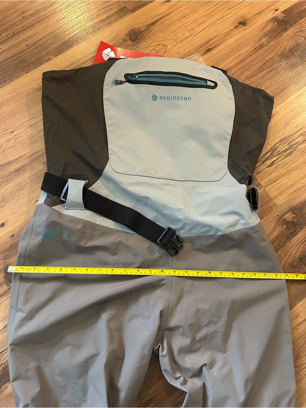 Redington Women's Grey Fishing Waders - Picture 7 of 9